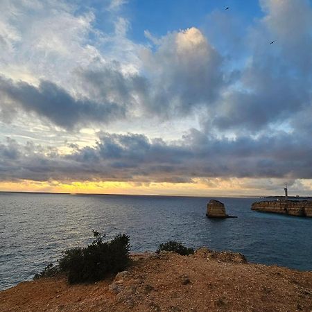 Villa With Beautiful See Views & Spacious Garden Ferragudo  Exterior photo